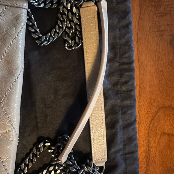 YSL Niki Medium Patent crinkle leather purchased @ YSL store in Chicago - Picture 5 of 16